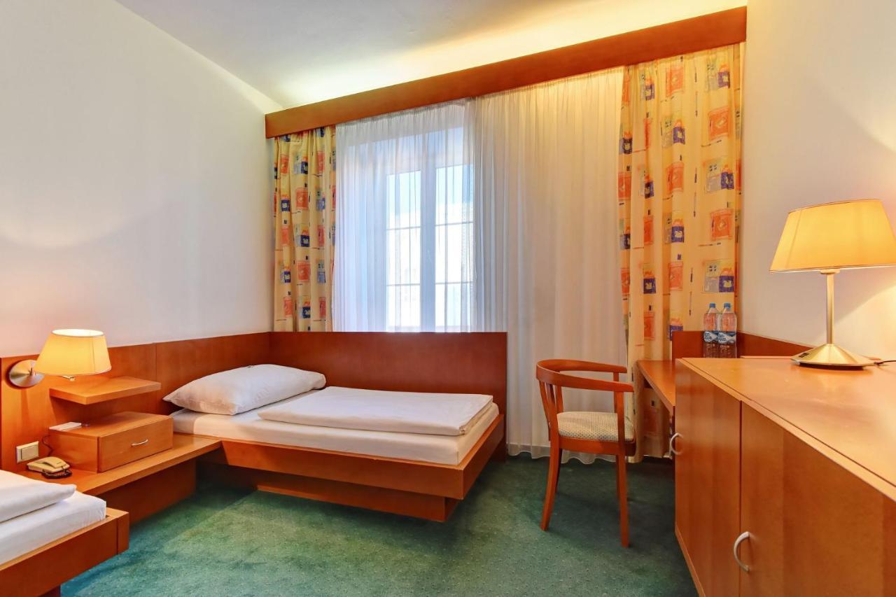 Hotel Popelka 布拉格 外观 照片
